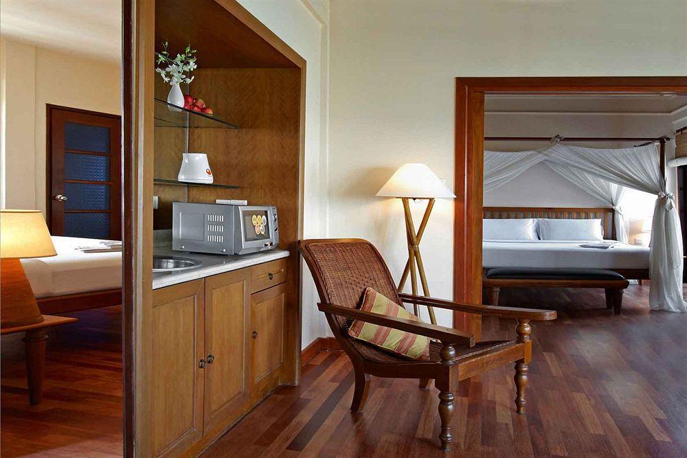 อวิเลียน พอร์ต ดิคสัน Hotel พอร์ตดิ๊กสัน ภายนอก รูปภาพ A suite at the hotel