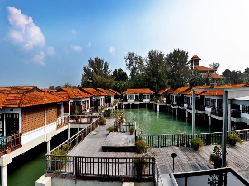 อวิเลียน พอร์ต ดิคสัน Hotel พอร์ตดิ๊กสัน ภายนอก รูปภาพ The Village