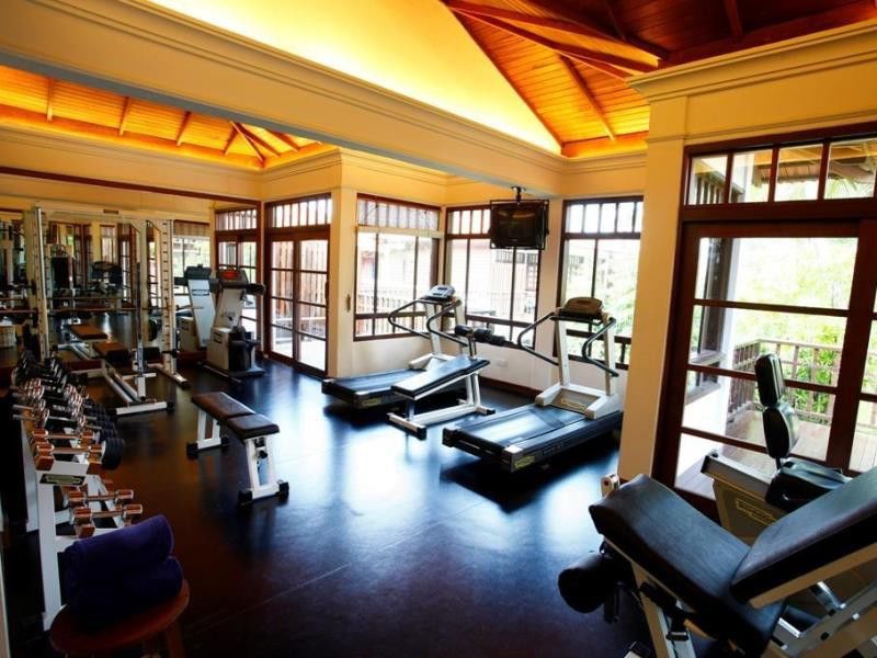 อวิเลียน พอร์ต ดิคสัน Hotel พอร์ตดิ๊กสัน ภายนอก รูปภาพ The gym at the InterContinental Hotel, Mauritius