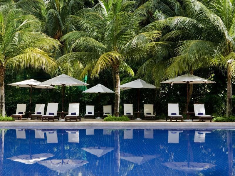 อวิเลียน พอร์ต ดิคสัน Hotel พอร์ตดิ๊กสัน ภายนอก รูปภาพ The pool at the hotel